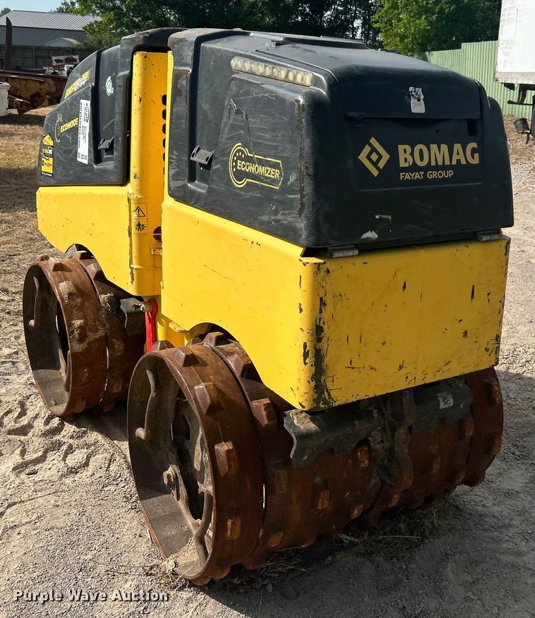 image for item DO1147 2019 Bomag BMP8500 trench compactor