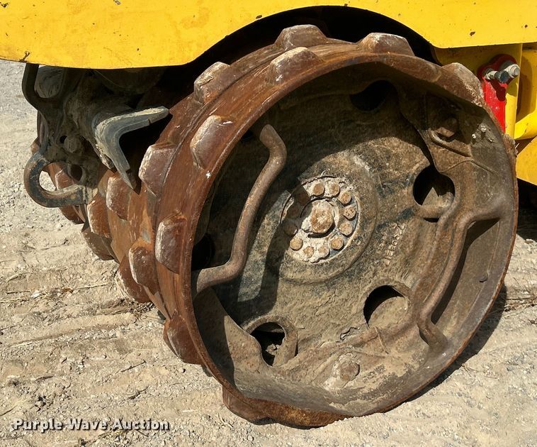 image for item DO1147 2019 Bomag BMP8500 trench compactor