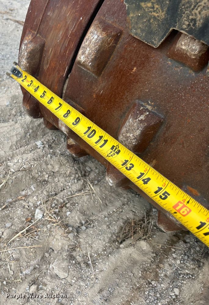 image for item DO1147 2019 Bomag BMP8500 trench compactor