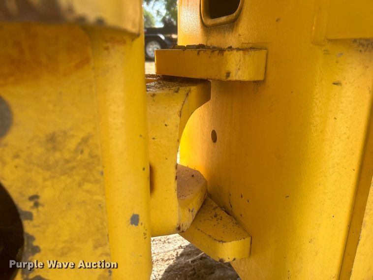 image for item DO1147 2019 Bomag BMP8500 trench compactor