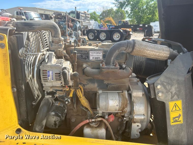 image for item DO1147 2019 Bomag BMP8500 trench compactor