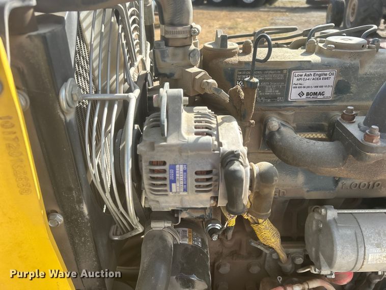 image for item DO1147 2019 Bomag BMP8500 trench compactor