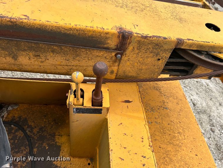 image for item DO1160 Broderson MH42B breaker