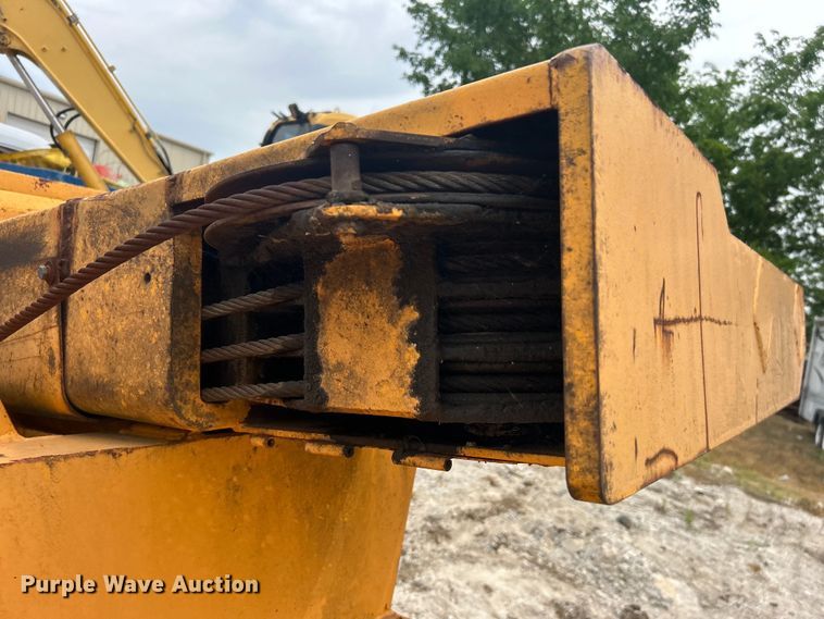 image for item DO1160 Broderson MH42B breaker