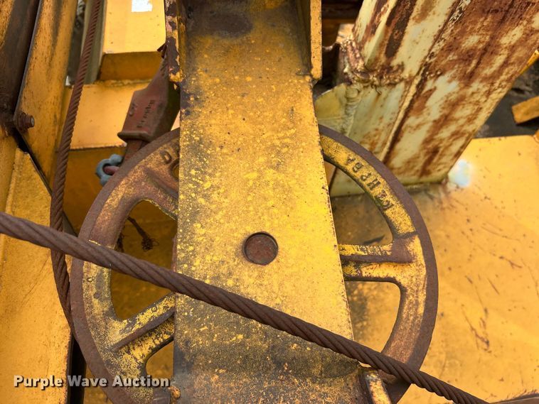 image for item DO1160 Broderson MH42B breaker