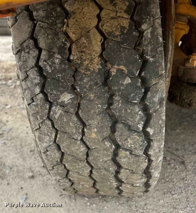 image for item DO1160 Broderson MH42B breaker