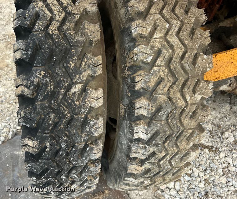 image for item DO1160 Broderson MH42B breaker