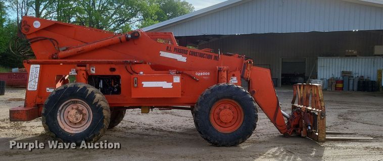 image for item DO4895 1999 Traverse Lift TL 8042 telehandler