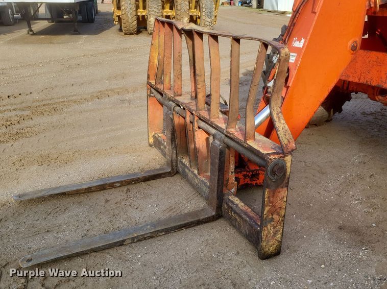 image for item DO4895 1999 Traverse Lift TL 8042 telehandler