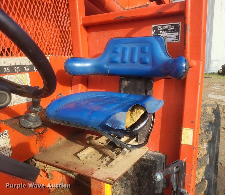 image for item DO4895 1999 Traverse Lift TL 8042 telehandler