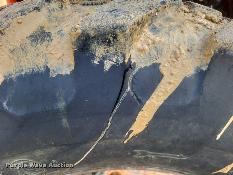 image for item DO4895 1999 Traverse Lift TL 8042 telehandler