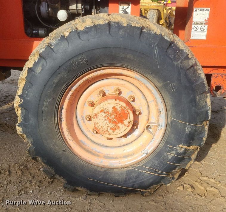 image for item DO4895 1999 Traverse Lift TL 8042 telehandler