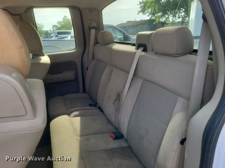 image for item DO4896 2006 Ford F150 XLT SuperCab pickup truck