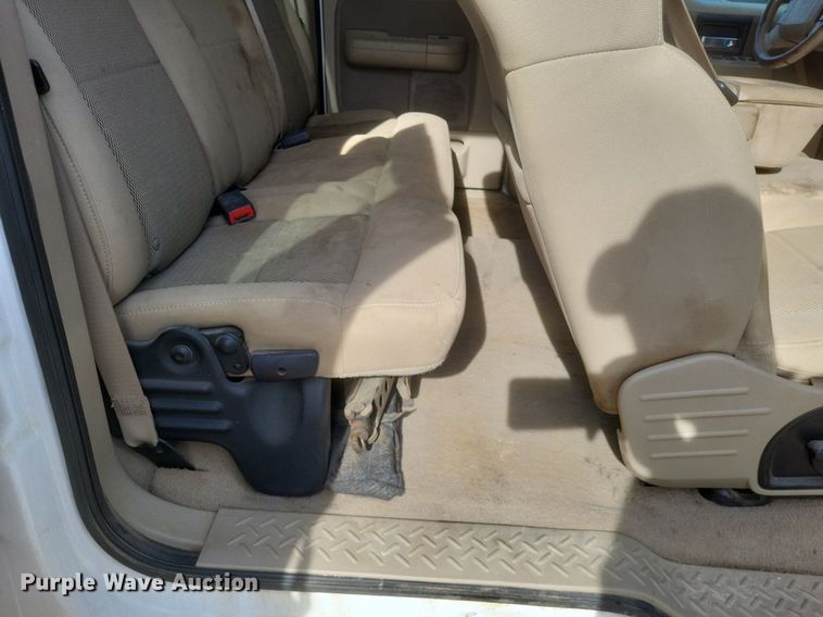 image for item DO4896 2006 Ford F150 XLT SuperCab pickup truck