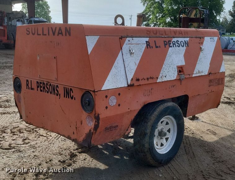 image for item DO4897 1996 Sullair D1850QJD5 air compressor