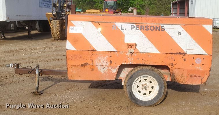 image for item DO4897 1996 Sullair D1850QJD5 air compressor