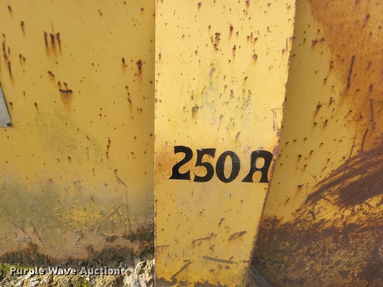 image for item DO4898 1997 Reynolds  17C scraper