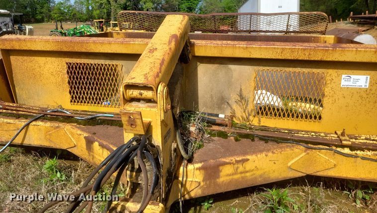 image for item DO4898 1997 Reynolds  17C scraper