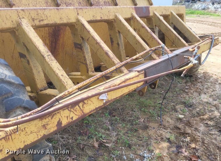 image for item DO4898 1997 Reynolds  17C scraper