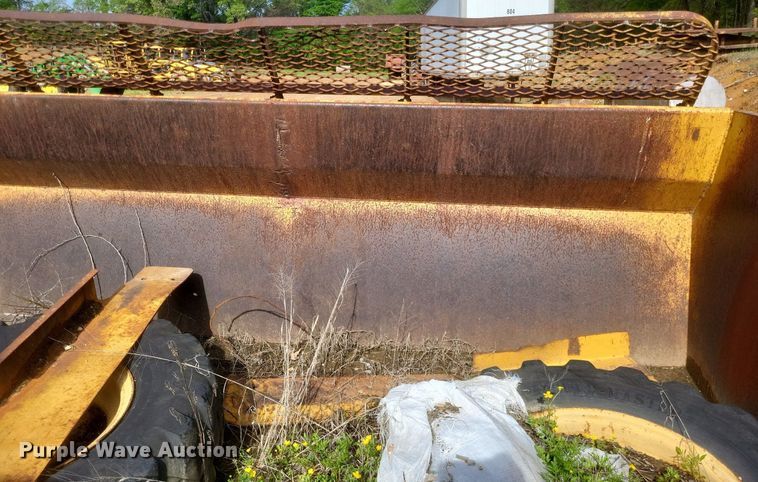 image for item DO4898 1997 Reynolds  17C scraper