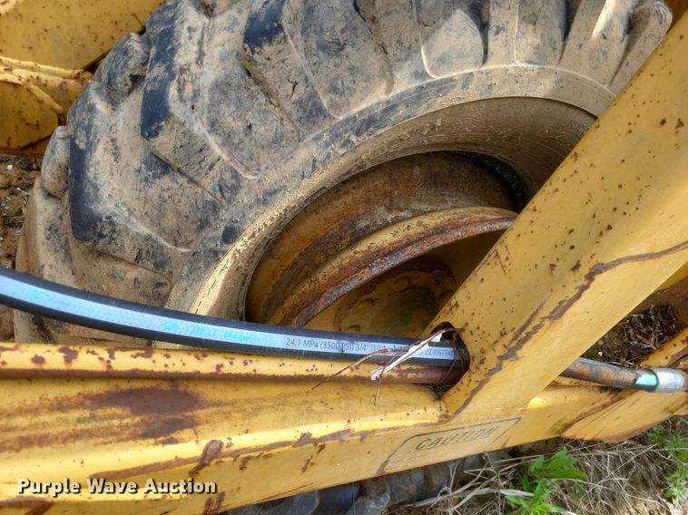 image for item DO4898 1997 Reynolds  17C scraper