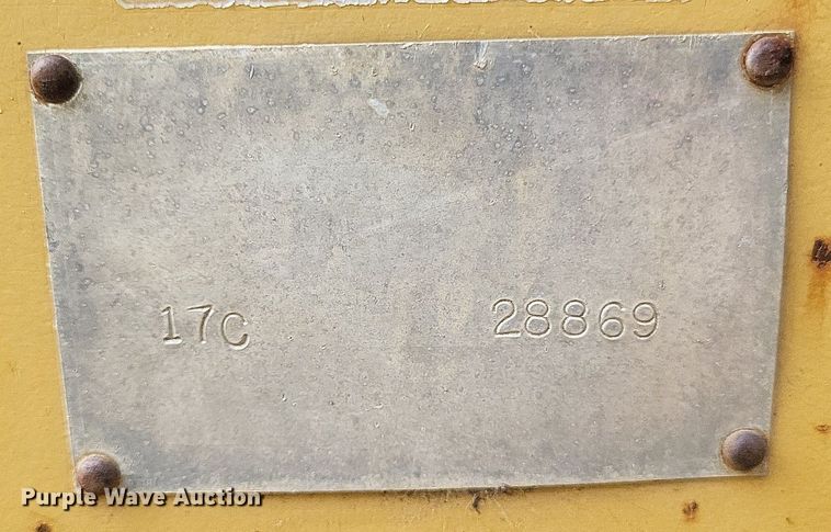 image for item DO4898 1997 Reynolds  17C scraper