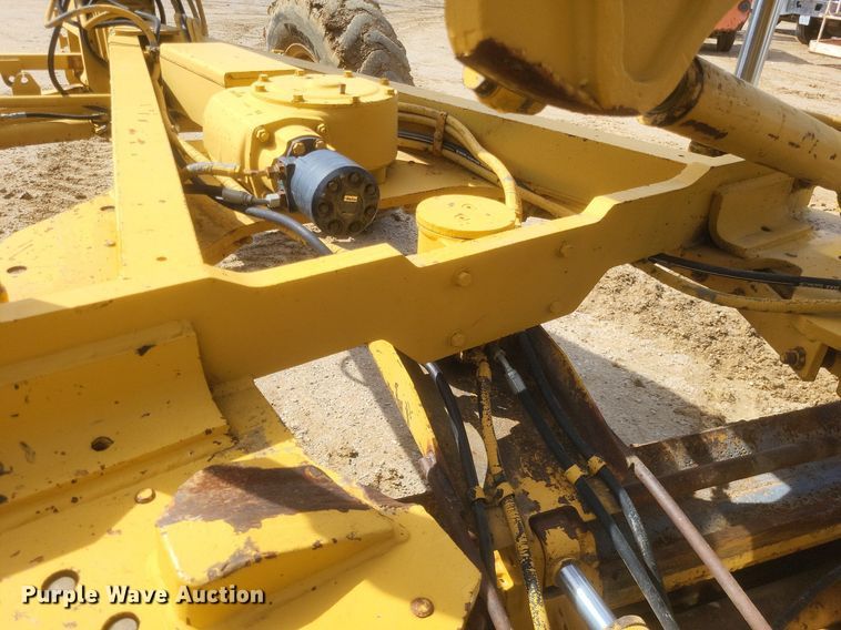 image for item DO4899 1987 Caterpillar 140G motor grader