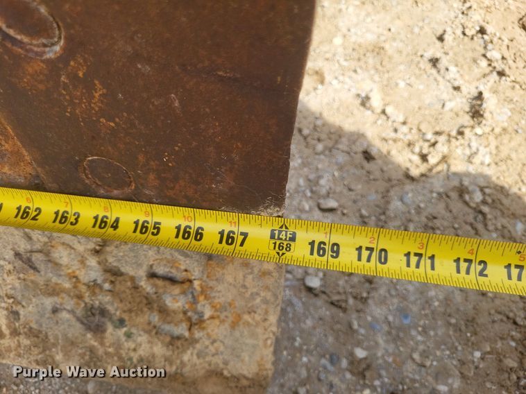 image for item DO4899 1987 Caterpillar 140G motor grader