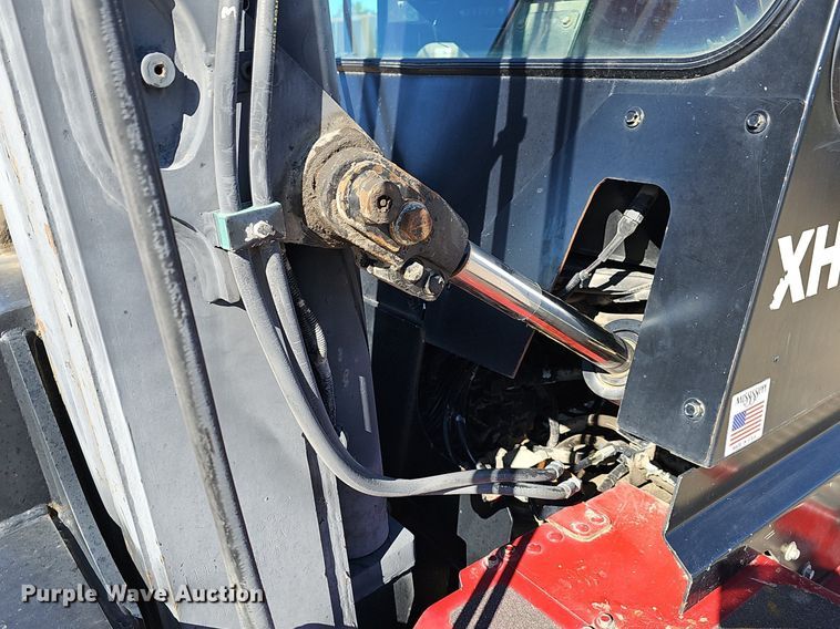 image for item DP0860 2015 Taylor XH180 forklift