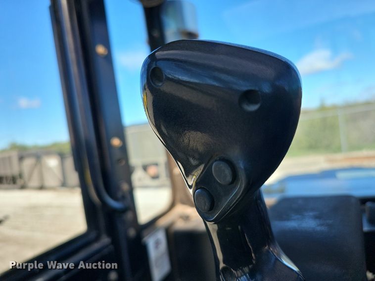 image for item DP0860 2015 Taylor XH180 forklift