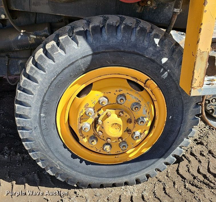 image for item DP0861 Whiting 9TM rail car mover