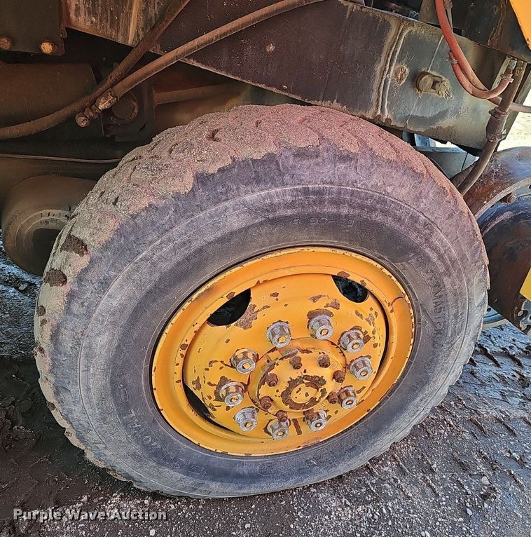 image for item DP0861 Whiting 9TM rail car mover