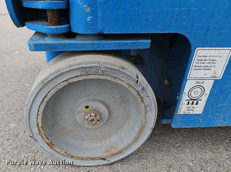 image for item DP0868 2017 Genie GR-20 vertical lift