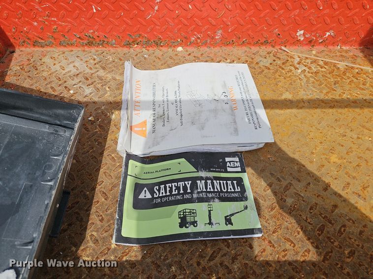 image for item DP0869 2014 Skyjack SJIII 3219 scissor lift