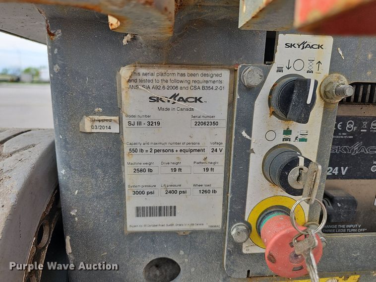 image for item DP0869 2014 Skyjack SJIII 3219 scissor lift