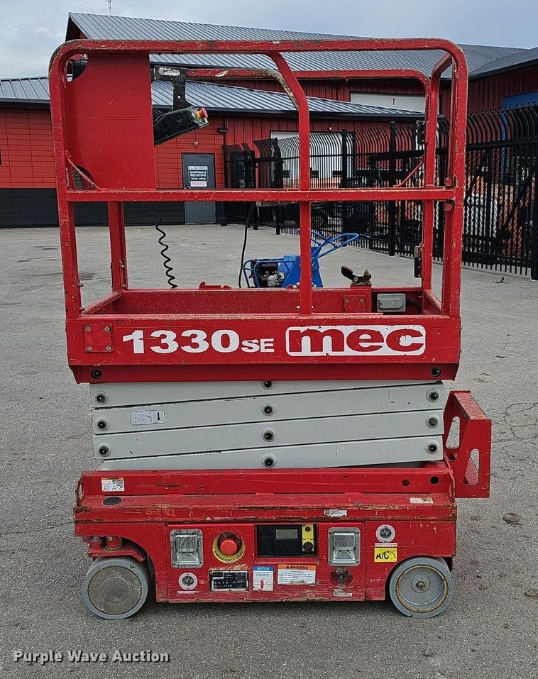 image for item DP0870 2017 MEC 1330SE scissor lift