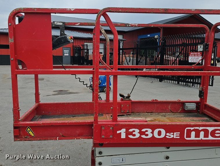 image for item DP0870 2017 MEC 1330SE scissor lift