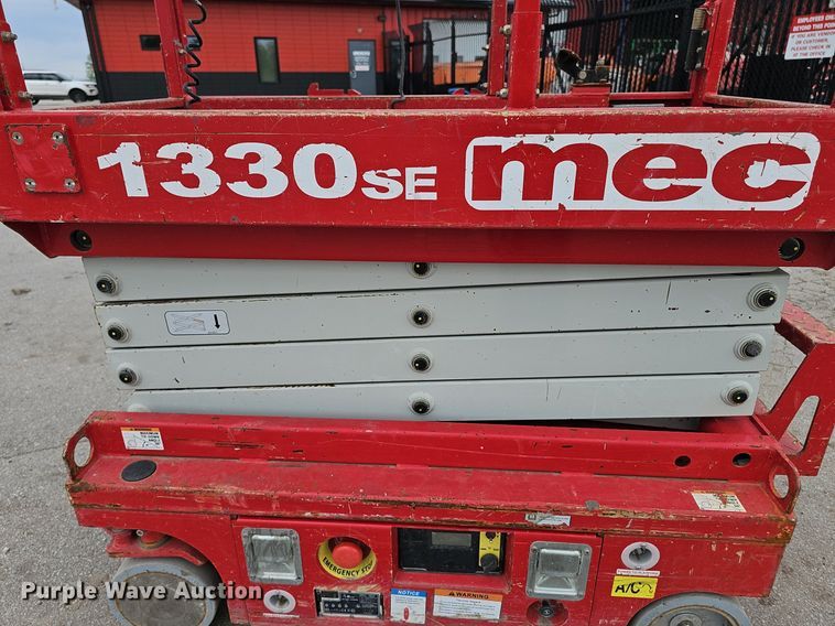 image for item DP0870 2017 MEC 1330SE scissor lift