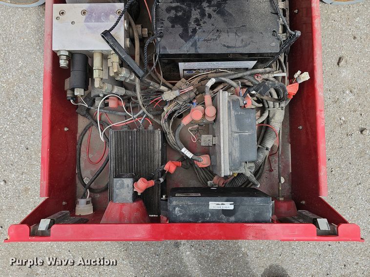 image for item DP0870 2017 MEC 1330SE scissor lift