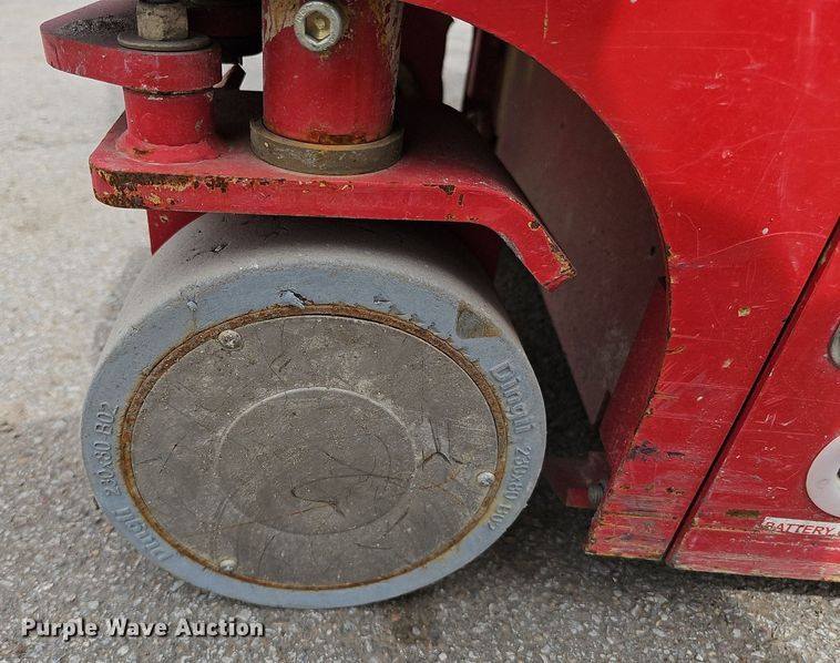 image for item DP0870 2017 MEC 1330SE scissor lift