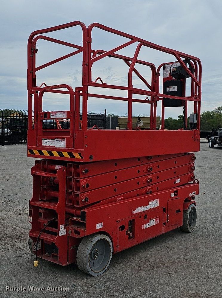 image for item DP0872 2019 LGMG AS2632E scissor lift