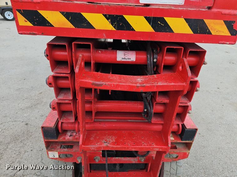 image for item DP0872 2019 LGMG AS2632E scissor lift