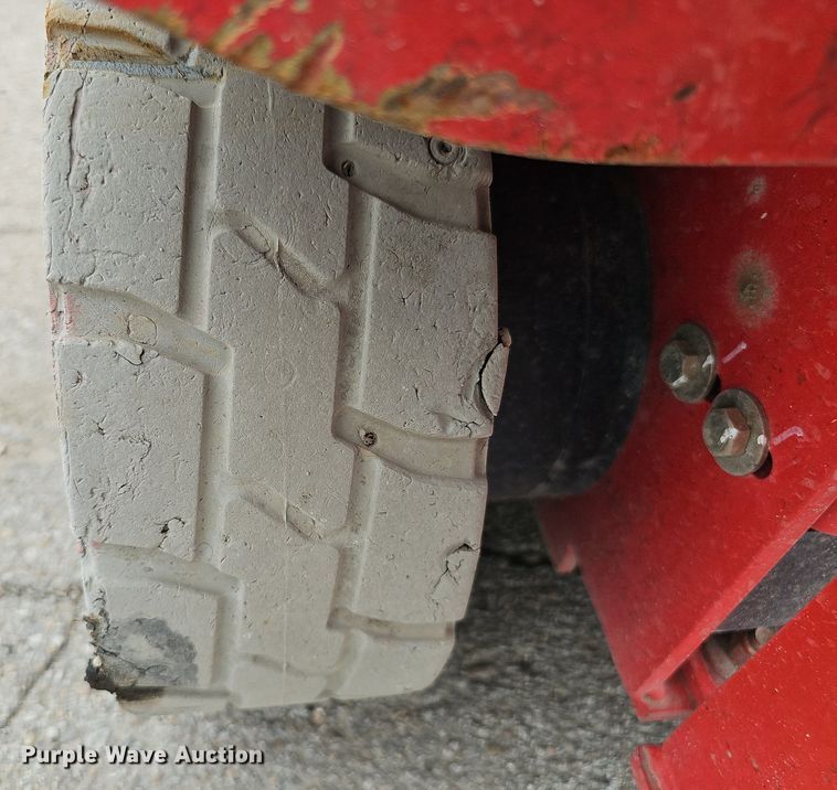 image for item DP0872 2019 LGMG AS2632E scissor lift