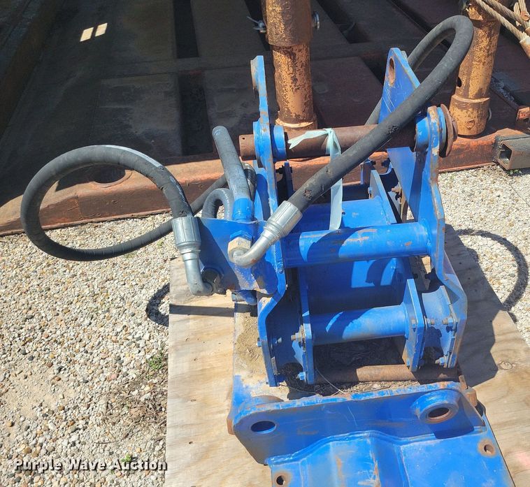 image for item DP1410 Tramac plate compactor