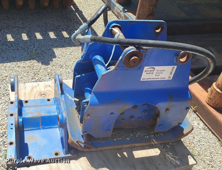 image for item DP1410 Tramac plate compactor