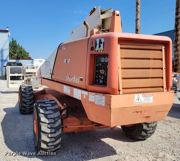 image for item DP1423 2006 Snorkel TB60 boom lift