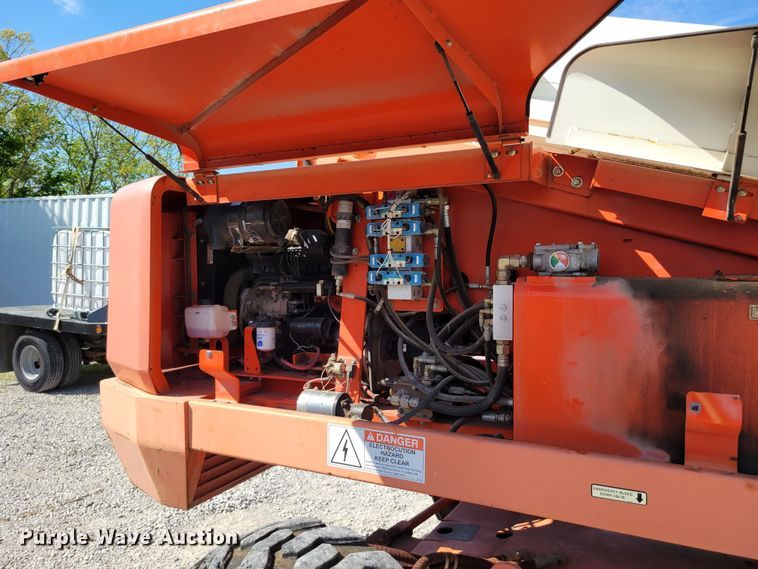 image for item DP1423 2006 Snorkel TB60 boom lift