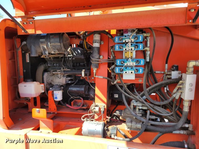 image for item DP1423 2006 Snorkel TB60 boom lift