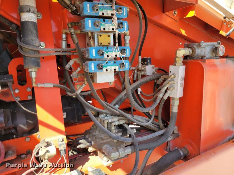 image for item DP1423 2006 Snorkel TB60 boom lift