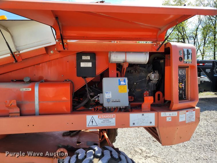 image for item DP1423 2006 Snorkel TB60 boom lift